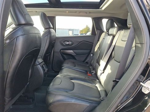 Certified 2022 Jeep Cherokee Limited w/ Elite Package image 20