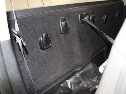 Used 2015 RAM 1500 Express RWD image 30