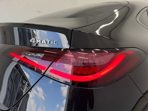Used 2024 Mercedes-Benz GLC 300 4MATIC image 33