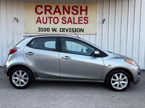 Used 2013 MAZDA MAZDA2 Touring image 33