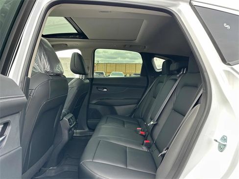 New 2025 Nissan Murano SL image 11