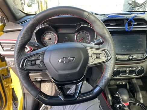 Used 2023 Chevrolet TrailBlazer RS w/ Sun and Liftgate Package image 22
