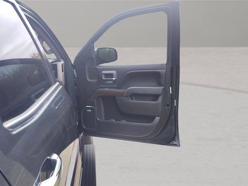 Used 2017 GMC Sierra 1500 Denali w/ Denali Ultimate Package image 17