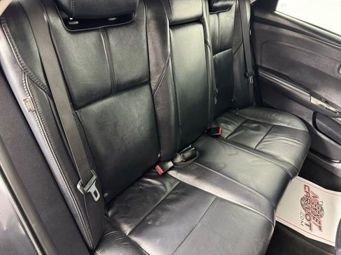 Used 2013 Toyota Avalon Limited image 38