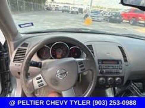 Used 2005 Nissan Altima 3.5 SE w/ (W01) Leather Sport Pkg FWD image 11