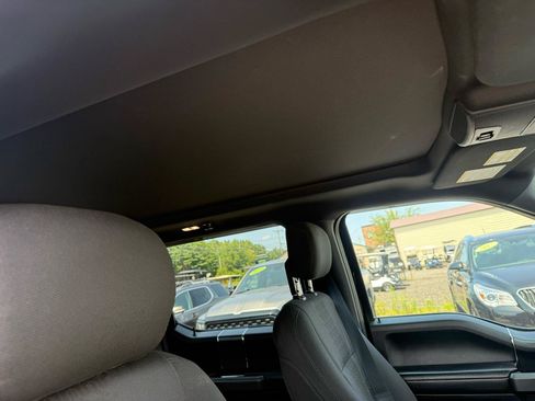 Used 2018 Ford F150 XLT w/ Equipment Group 302A Luxury AWD/4WD image 21