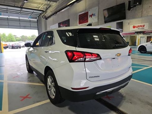 Used 2023 Chevrolet Equinox LT w/ Driver Convenience Package AWD/4WD image 8