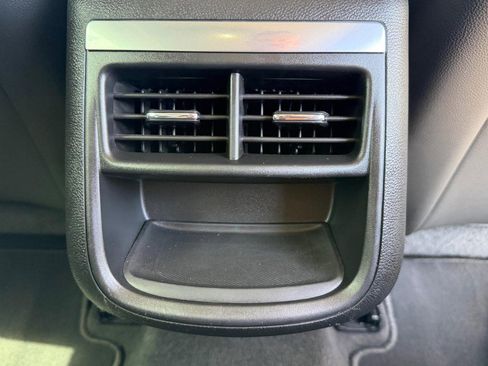 Used 2015 Chevrolet Impala LT w/ Convenience Package FWD image 36