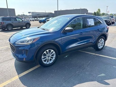 Used 2022 Ford Escape SE w/ Cold Weather Package AWD/4WD image 15