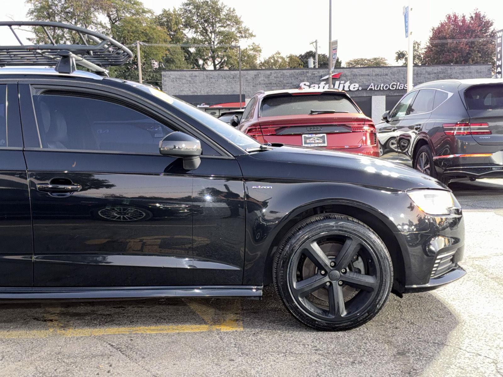 Used 2018 Audi A3 e-tron Premium w/ Sport Package FWD image 12