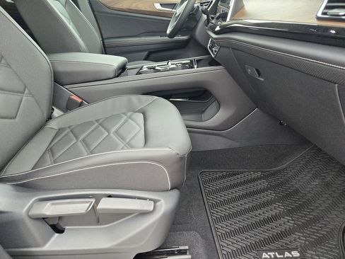 New 2026 Volkswagen Atlas SE AWD/4WD image 12