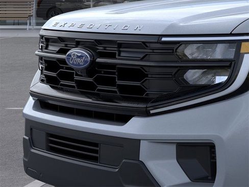 New 2025 Ford Expedition Max Active image 17