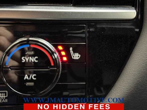 Used 2022 Nissan Pathfinder SL w/ SL Premium Package image 43