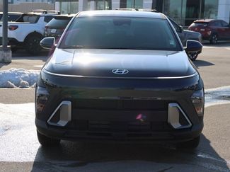 New 2026 Hyundai Kona SE video 2