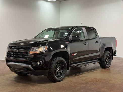 Used 2022 Chevrolet Colorado Z71 w/ Z71 Midnight Edition AWD/4WD image 31