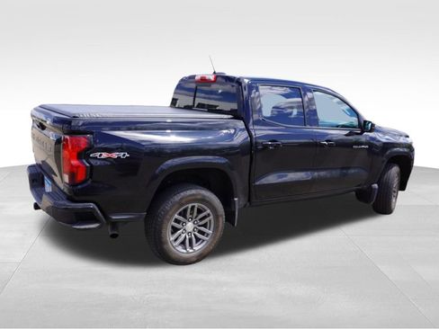 Certified 2023 Chevrolet Colorado LT w/ LT Convenience Package II AWD/4WD image 3