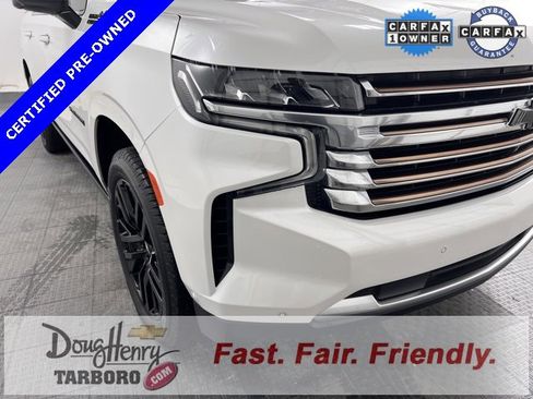Certified 2024 Chevrolet Suburban High Country w/ Advanced Technology Package image 9