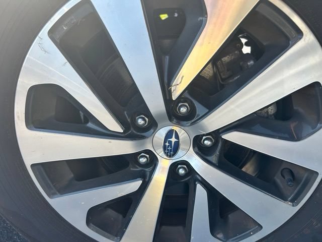 Used 2025 Subaru Outback Premium AWD/4WD image 8