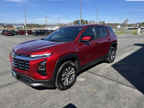 Certified 2025 Chevrolet Equinox LT image 4
