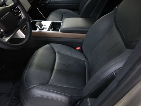 Used 2025 Land Rover Range Rover Long Wheelbase SE AWD/4WD image 78