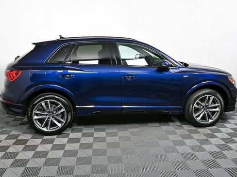 Certified 2025 Audi Q3 2.0T Premium image 2