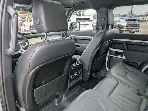 Used 2023 Land Rover Defender 110 S AWD/4WD image 27