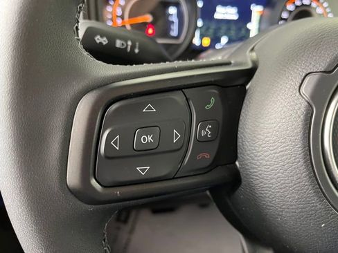 Used 2026 Jeep Wrangler Unlimited Sport AWD/4WD image 21