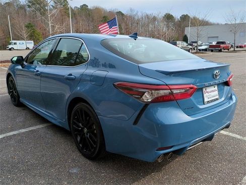 Used 2023 Toyota Camry XSE image 6