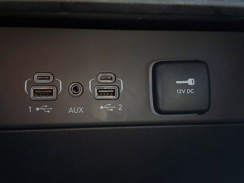 New 2025 Jeep Grand Cherokee Limited w/ Black Appearance Package image 31