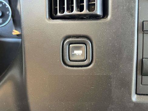 Used 2024 Chevrolet Express 2500 w/ Driver Convenience Package image 23