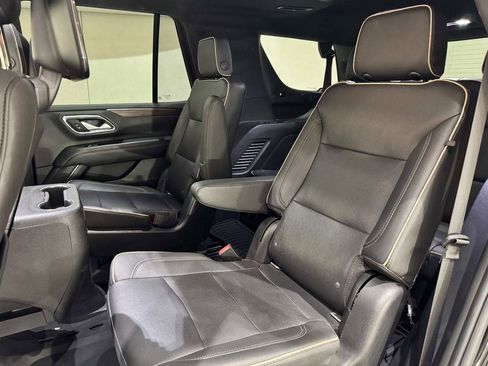 Used 2021 Chevrolet Tahoe Premier RWD image 18