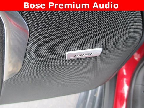 Used 2023 Chevrolet Suburban RST w/ Luxury Package image 17