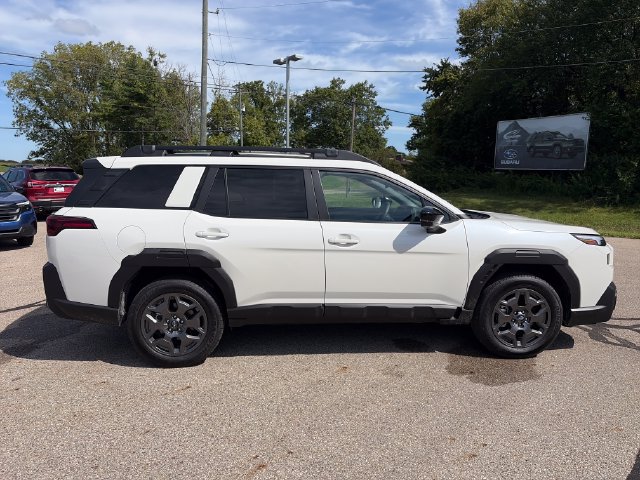 Certified 2026 Subaru Outback Premium w/ Premium/Limited Package AWD/4WD image 8