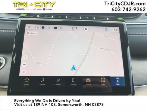 New 2025 Jeep Grand Cherokee Limited w/ Luxury Tech Group II image 31