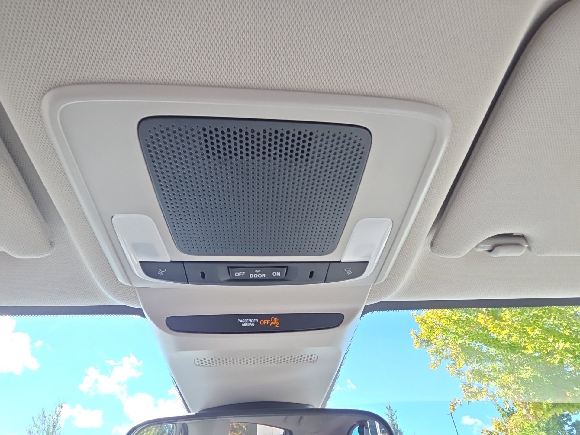 Used 2025 Honda HR-V LX image 19