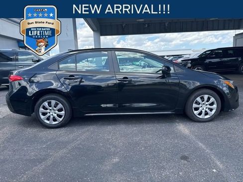 Used 2026 Toyota Corolla LE FWD image 1