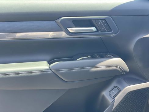 New 2026 GMC Terrain Elevation w/ Elevation Premium Package FWD image 19