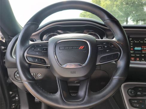 Used 2022 Dodge Challenger R/T Scat Pack RWD image 29