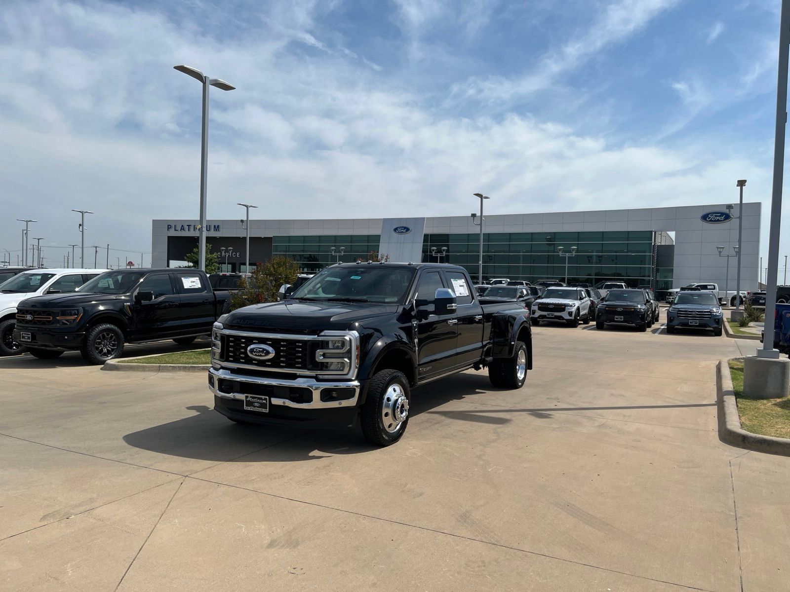 New 2026 Ford F450 King Ranch w/ Chrome Package AWD/4WD image 26