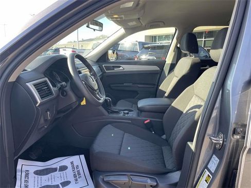 Used 2018 Volkswagen Atlas S image 18