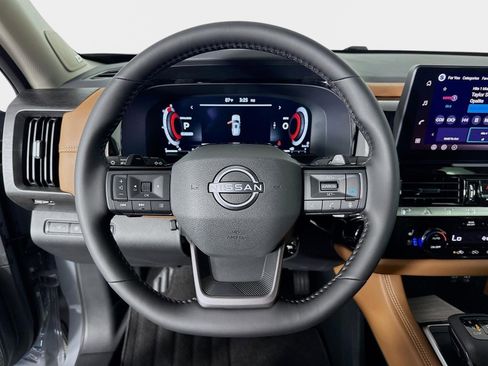 New 2026 Nissan Pathfinder Platinum image 12