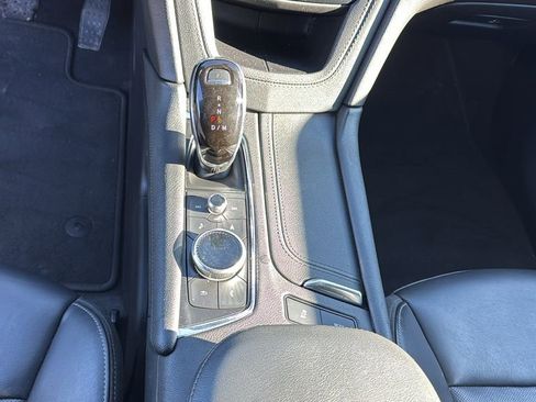 Used 2021 Cadillac XT6 Premium Luxury image 22