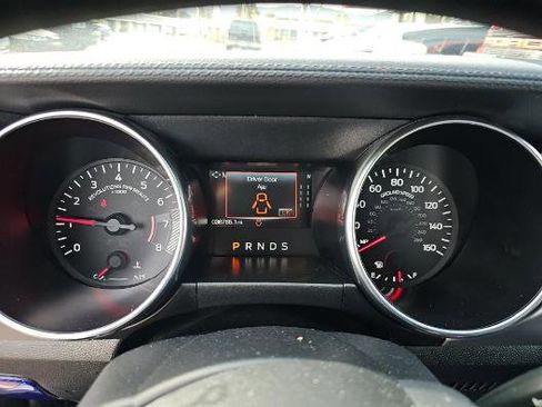 Used 2022 Ford Mustang Premium image 12