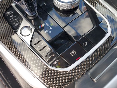 Used 2021 BMW X5 M50i w/ Premium Package image 32