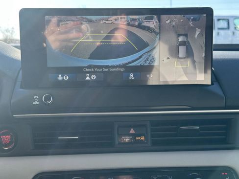 New 2026 Honda Pilot Touring image 21