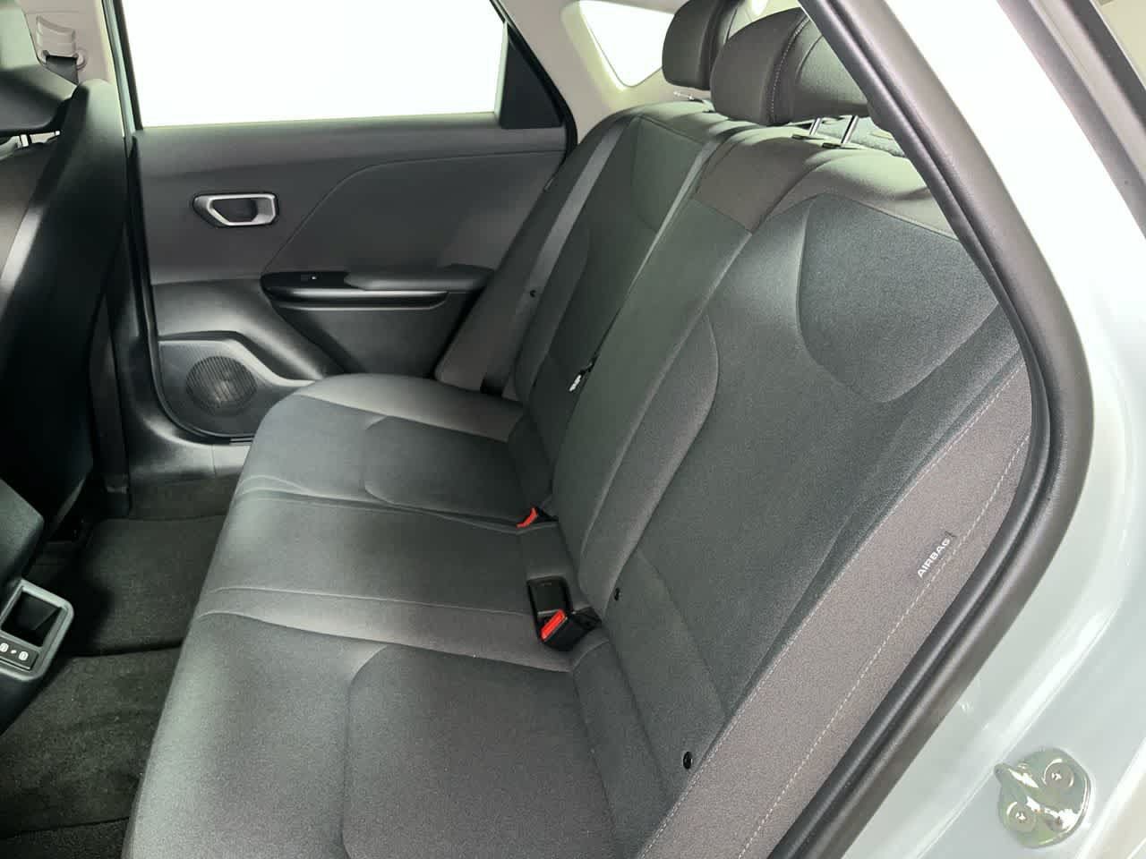Used 2025 Kia K4 FWD image 27