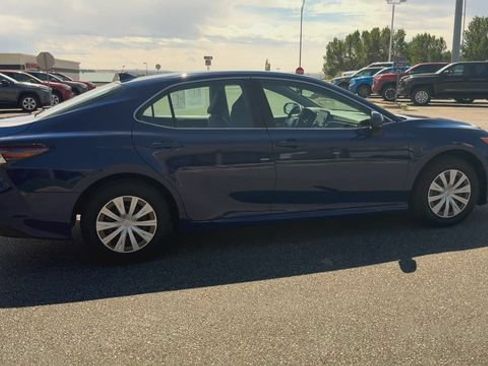 Used 2024 Toyota Camry LE FWD image 9