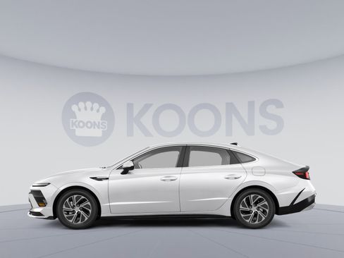 Certified 2026 Hyundai Sonata Blue FWD image 2