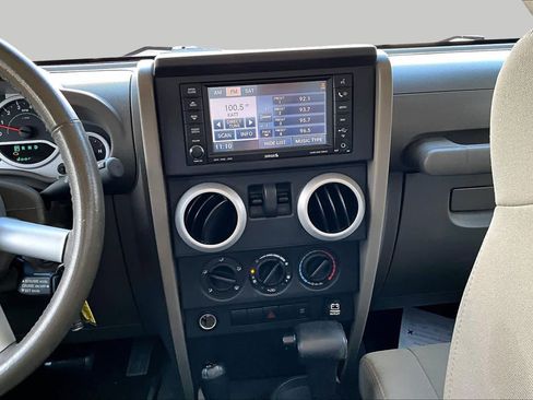 Used 2008 Jeep Wrangler Sahara w/ PWR Convenience Group AWD/4WD image 6