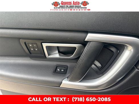 Used 2017 Land Rover Discovery Sport HSE image 25